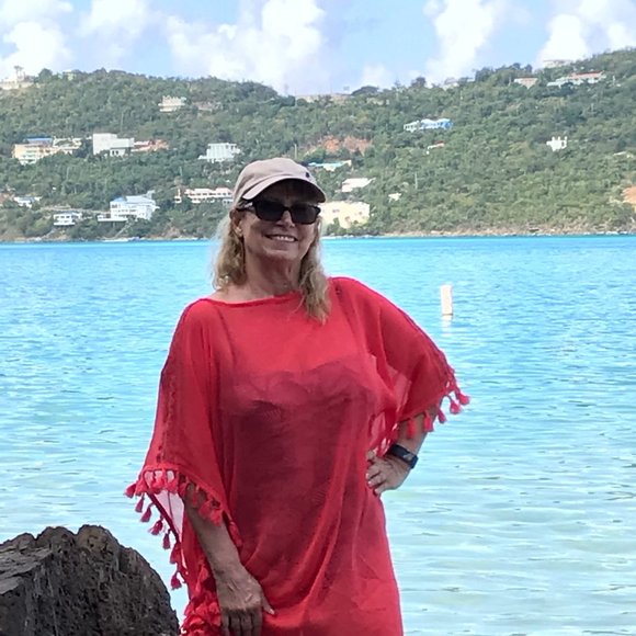 Meet your Posher, Janet - Picture 7 of 8